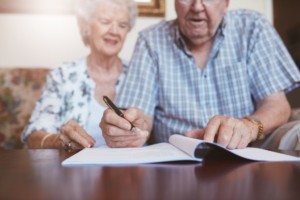 Two elderly in Jacksonville, Florida discussing about probate.